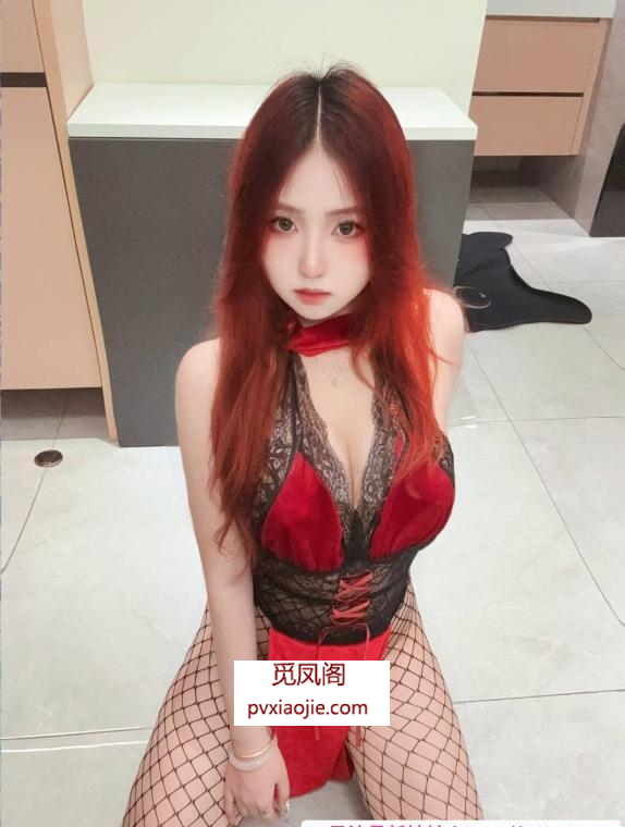 龙华区制服曼曼