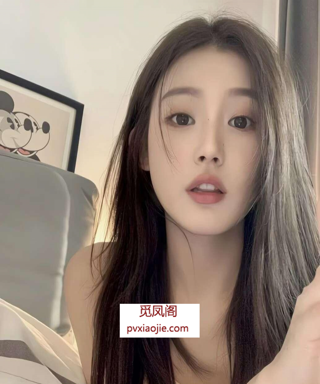 巨乳嫩妹自租房兼职上门