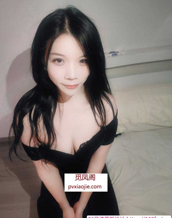 妖媚体型小骚妇