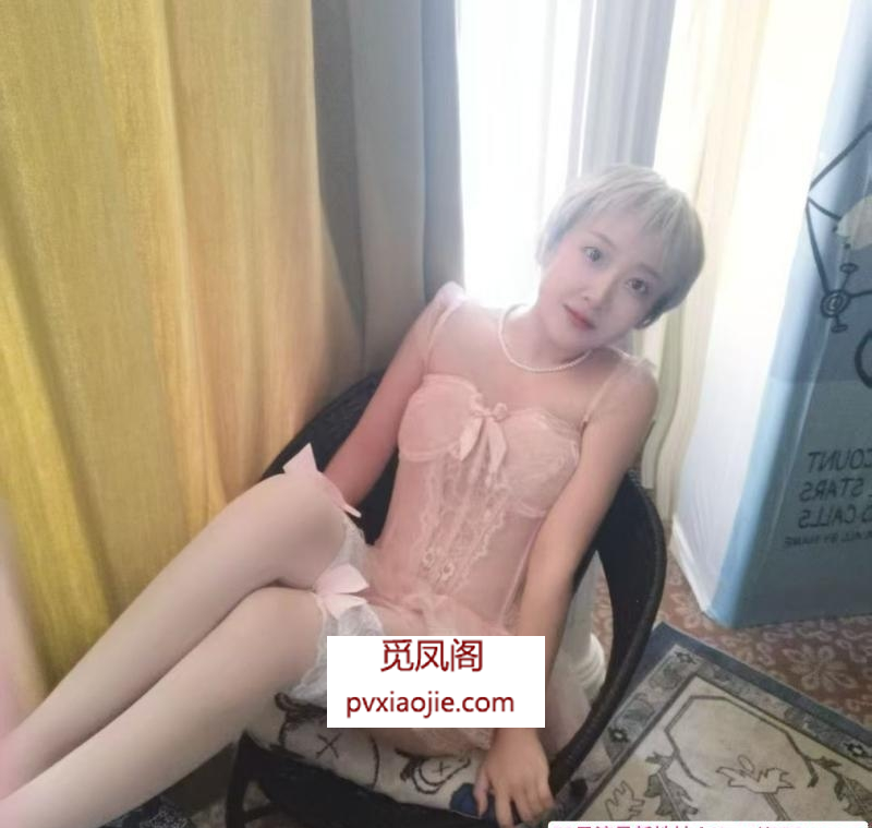 一米五娇小贝宁