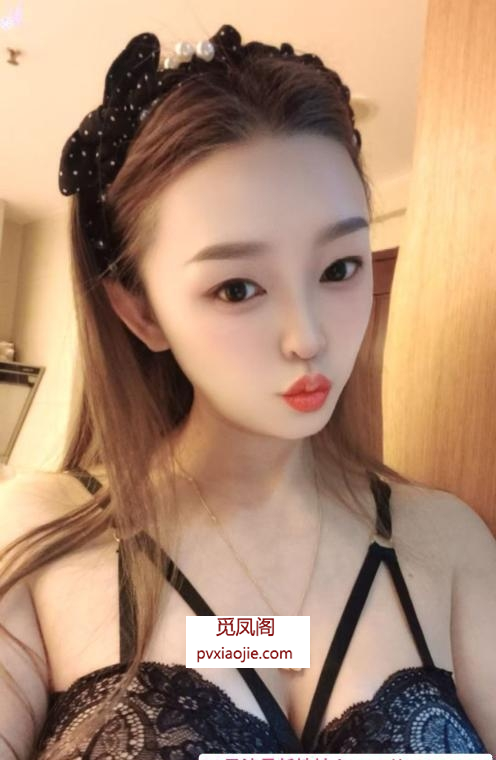 龙华性感E奶丹妮