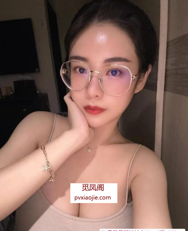 妖娆完美性身材