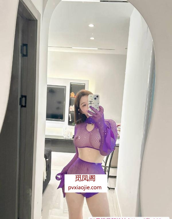 上城短发颜值翘臀曦瑶